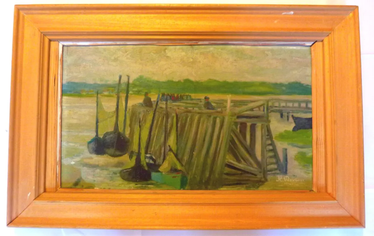 Marquant et Rare Tableau Le Crotoy 1946 – L'Estacade Historique par H. Devoux – Image 2