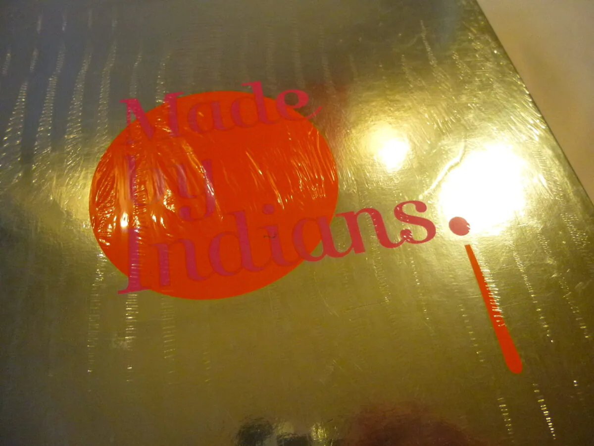 Rare livre Made by Indians – Coffret Art Contemporain Inde 2007 Galerie Navarra – neuf sous blister – Image 5