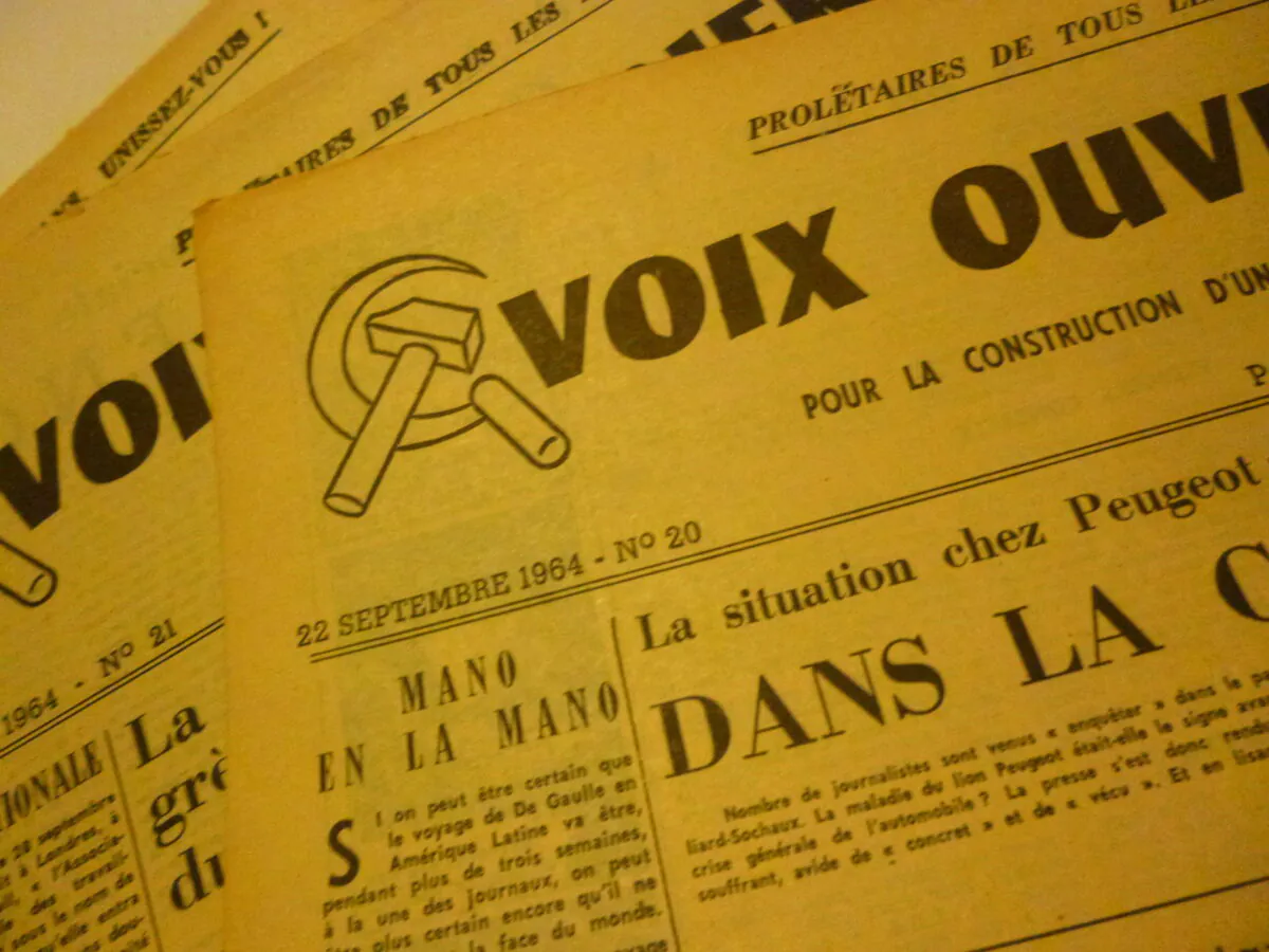 Rare Lot de Journaux Voix Ouvrière 1964 et Tract Étudiants Communistes – Image 7
