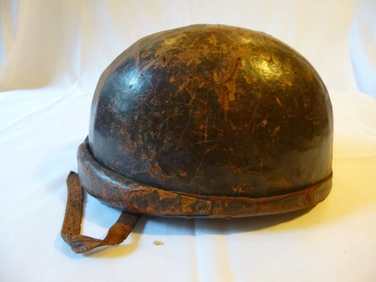 Rare casque moto vintage en cuir années 30/50 – Idéal collection et déco rétro – Image 14