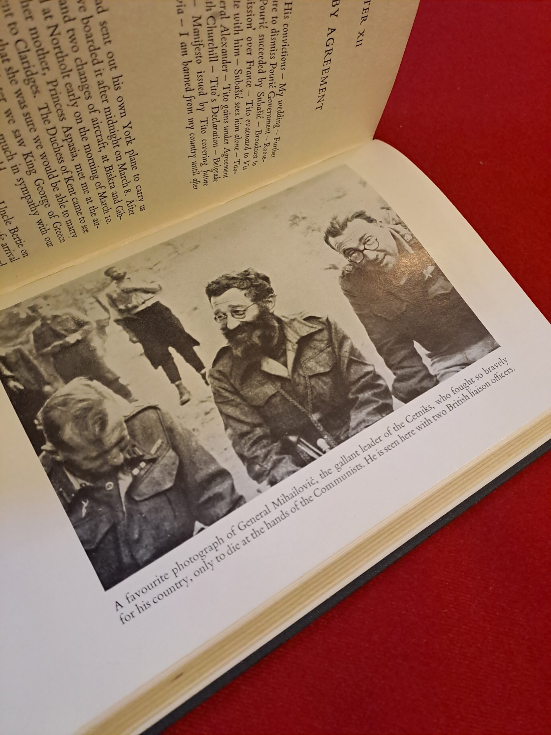 Édition Originale Rare (1955) - A King's Heritage : Memoirs of King Peter II – Image 7