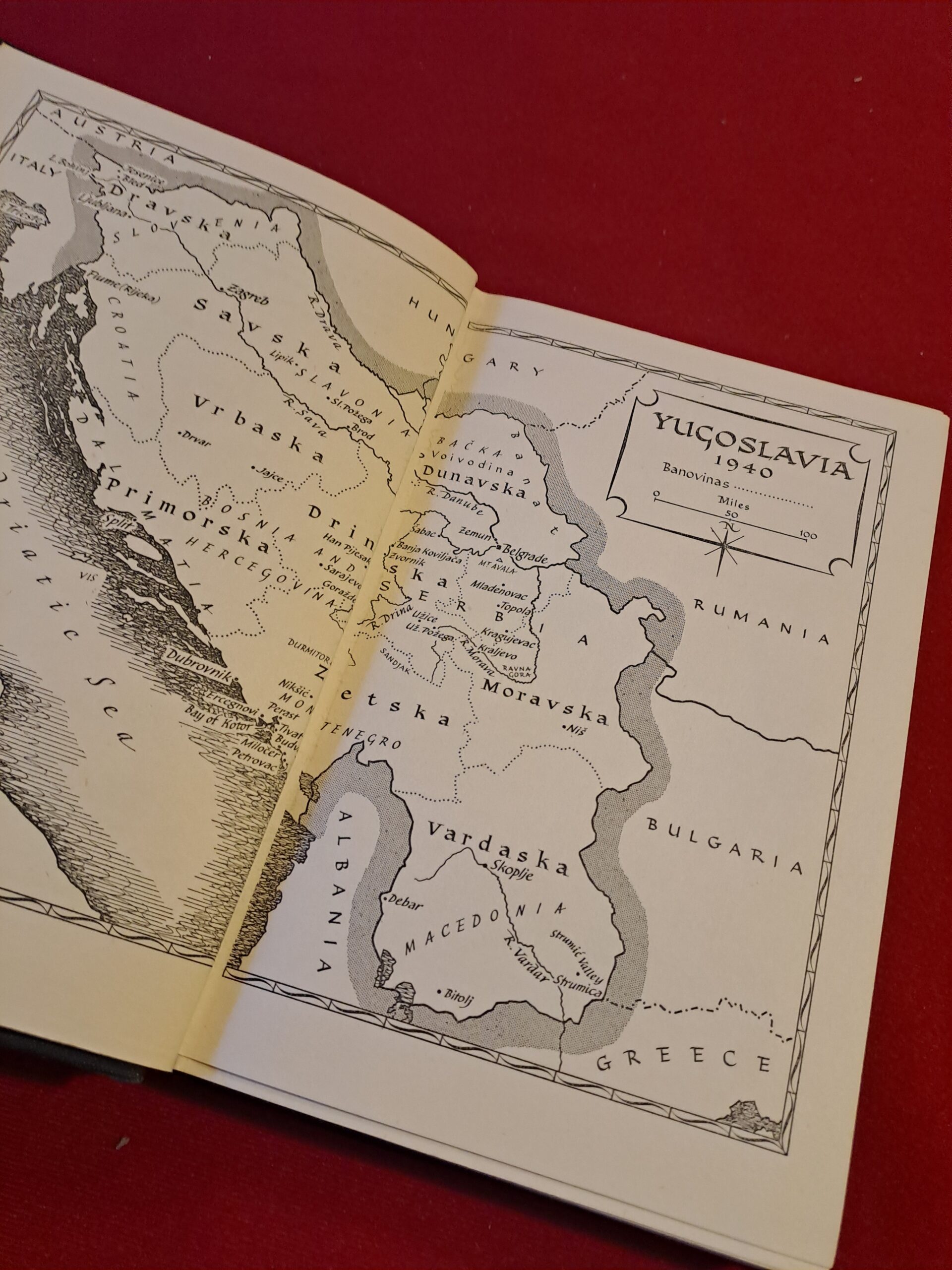 Édition Originale Rare (1955) - A King's Heritage : Memoirs of King Peter II