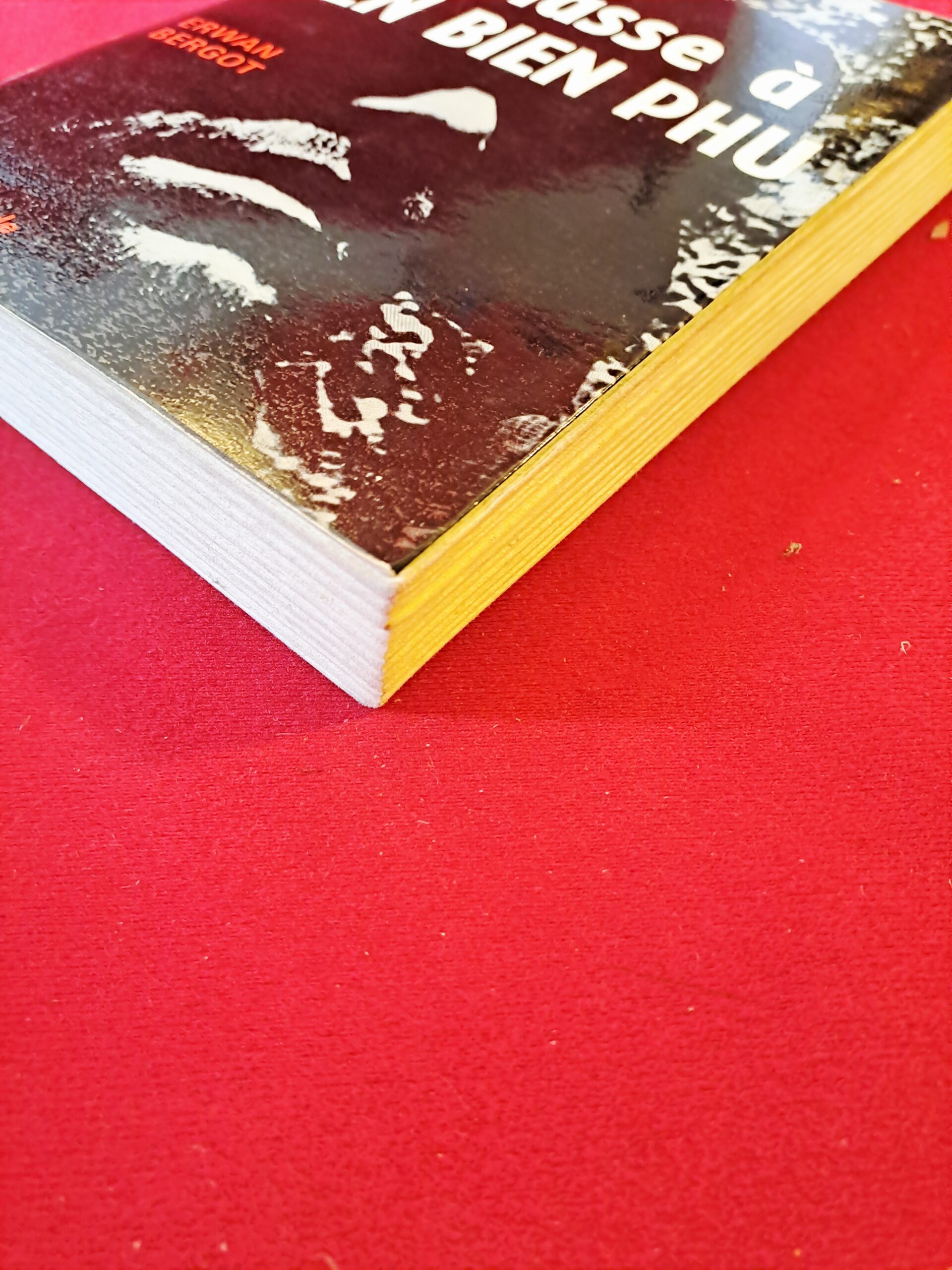 2ème classe à Diên Biên Phu, Erwan Bergot, aux éditions La Table Ronde, 1964, signé, envoi autographe de l'auteur, première édition – Image 5