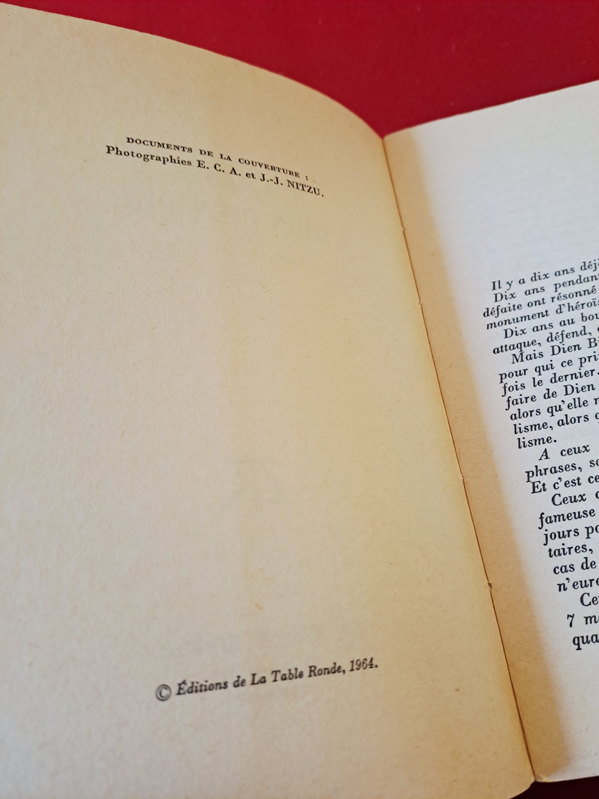2ème classe à Diên Biên Phu, Erwan Bergot, aux éditions La Table Ronde, 1964, signé, envoi autographe de l'auteur, première édition – Image 9