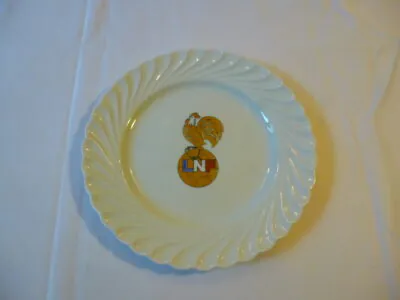 Assiette décorative en porcelaine de Limoge de la Ligue Nationale de Football, circa années 1960 ou 80