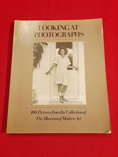 Livre Photo MoMA – Looking at Photographs – Édition Originale 1973 – Szarkowski